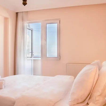 Apartment Flat With Mesmerizing Sea View In Konak *