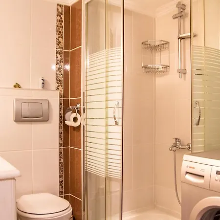 Flat With Mesmerizing Sea View In Konak *