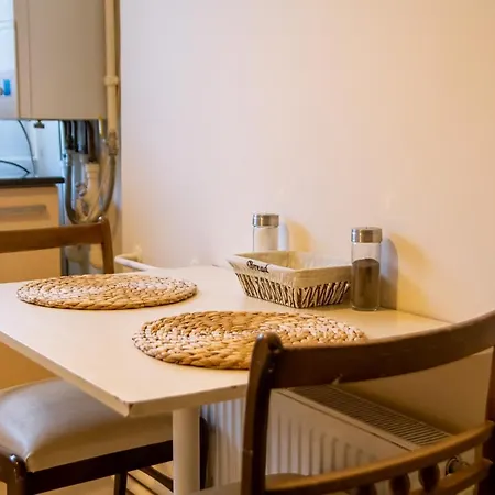 Flat With Mesmerizing Sea View In Konak * Izmir