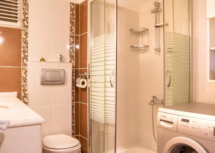 Flat With Mesmerizing Sea View In Konak *